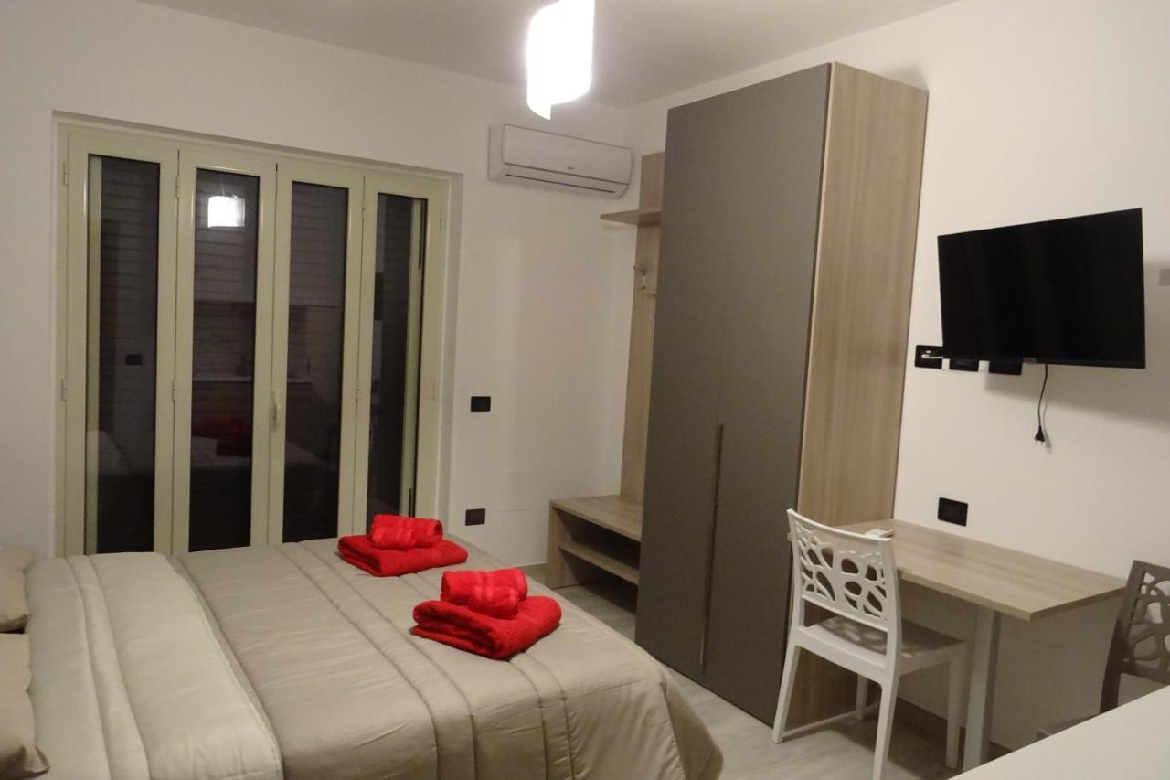 B&B Alba Chiara 帕奥拉 外观 照片